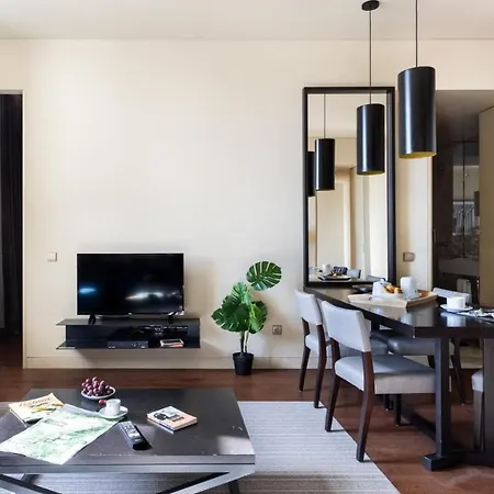 Plum Guide - Time For An Outing Apartment *